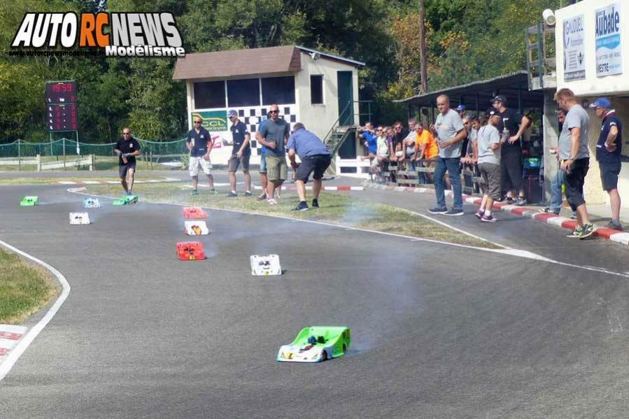 coupe de france piste 1/8 classique et brushless à lentilly club rccl les 13 et 14 octobre 2018.
