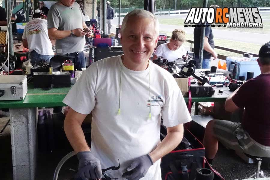 coupe de france piste 1/8 classique et brushless à lentilly club rccl les 13 et 14 octobre 2018.