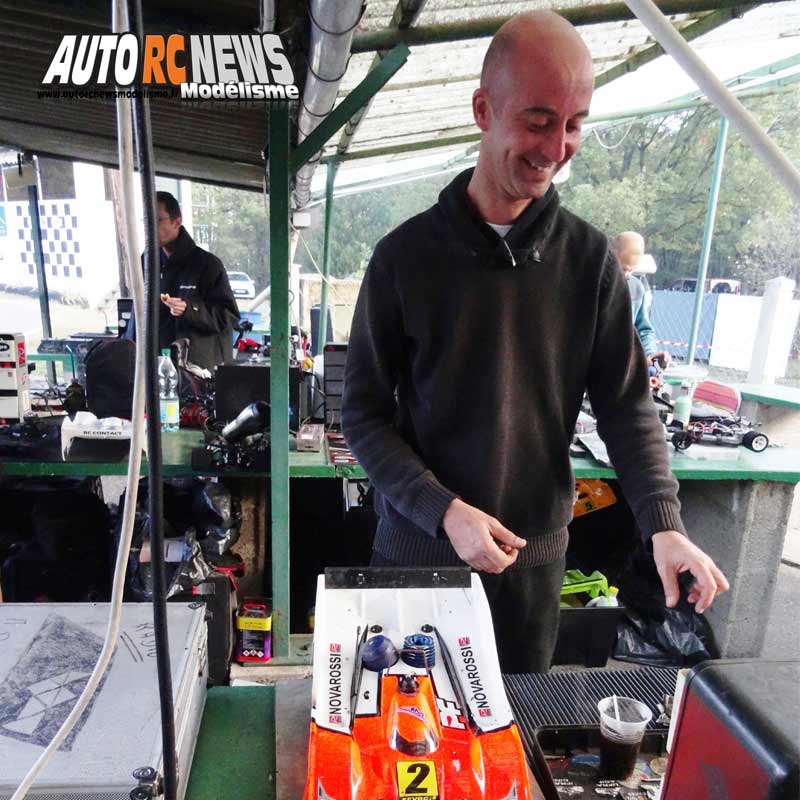 coupe de france piste 1/8 classique et brushless à lentilly club rccl les 13 et 14 octobre 2018.