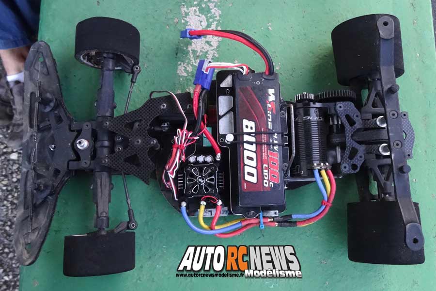 coupe de france piste 1/8 classique et brushless à lentilly club rccl les 13 et 14 octobre 2018.