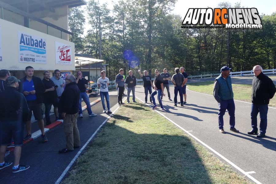 coupe de france piste 1/8 classique et brushless à lentilly club rccl les 13 et 14 octobre 2018.