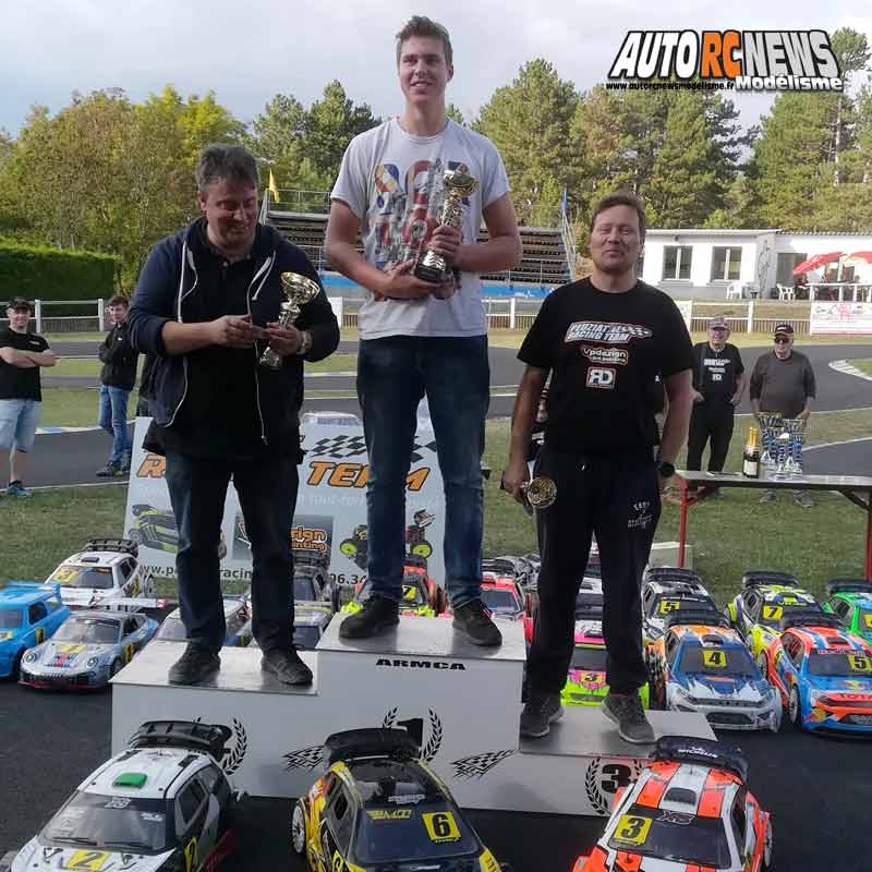 super finale du challenge piste 1/5 mcd xr5 et mini cooper t2m/fg à gergovie club armca.
