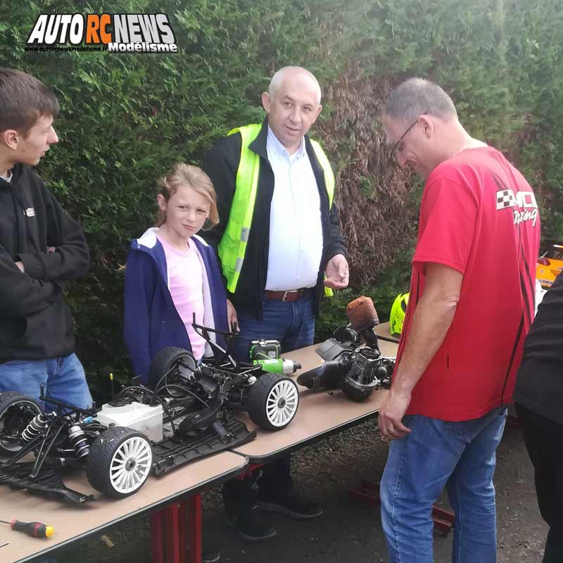 super finale du challenge piste 1/5 mcd xr5 et mini cooper t2m/fg à gergovie club armca.