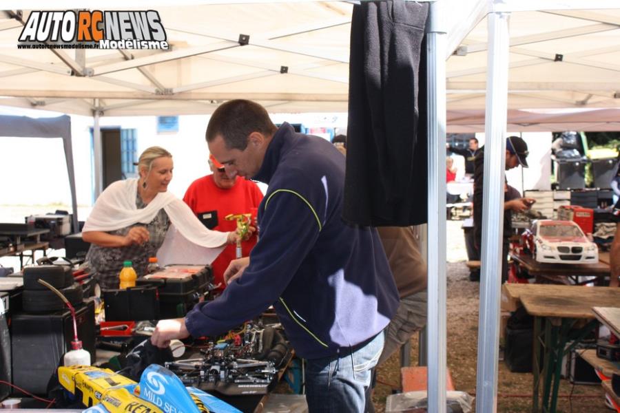 5ème cf piste 1/5 national, ff, f1 et mini cooper à Thionville club MCT les 25 et 26 août 2018.