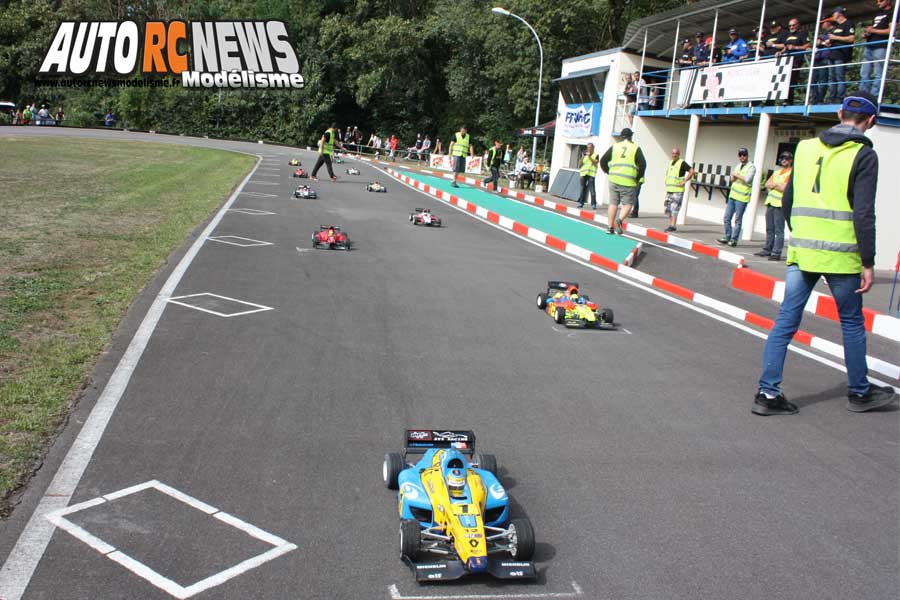 5ème cf piste 1/5 national, ff, f1 et mini cooper à Thionville club MCT les 25 et 26 août 2018.