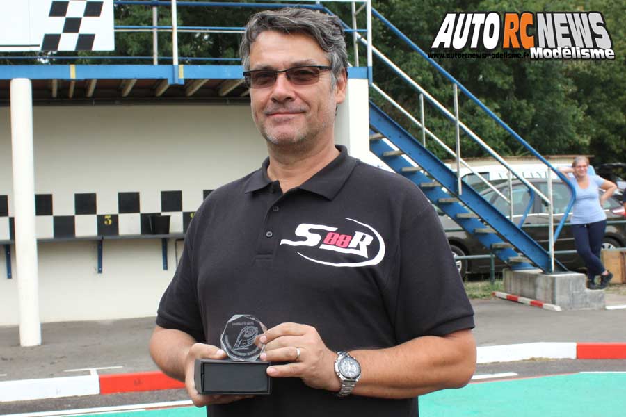 5ème cf piste 1/5 national, ff, f1 et mini cooper à Thionville club MCT les 25 et 26 août 2018.