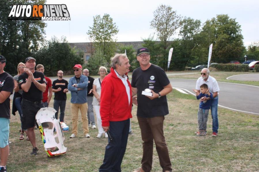 5ème cf piste 1/5 national, ff, f1 et mini cooper à Thionville club MCT les 25 et 26 août 2018.