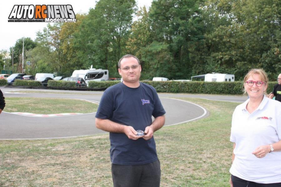 5ème cf piste 1/5 national, ff, f1 et mini cooper à Thionville club MCT les 25 et 26 août 2018.
