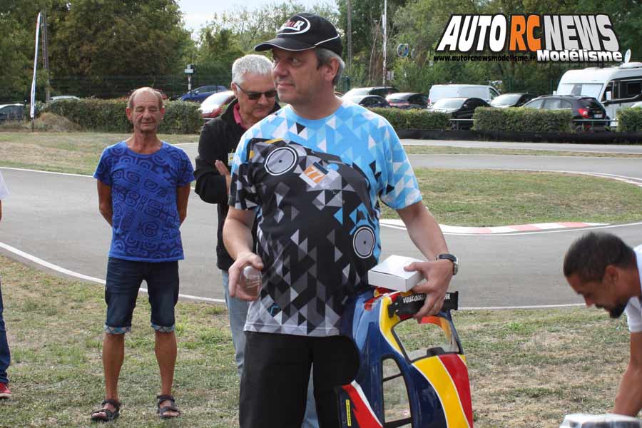 5ème cf piste 1/5 national, ff, f1 et mini cooper à Thionville club MCT les 25 et 26 août 2018.