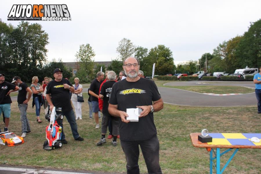 5ème cf piste 1/5 national, ff, f1 et mini cooper à Thionville club MCT les 25 et 26 août 2018.