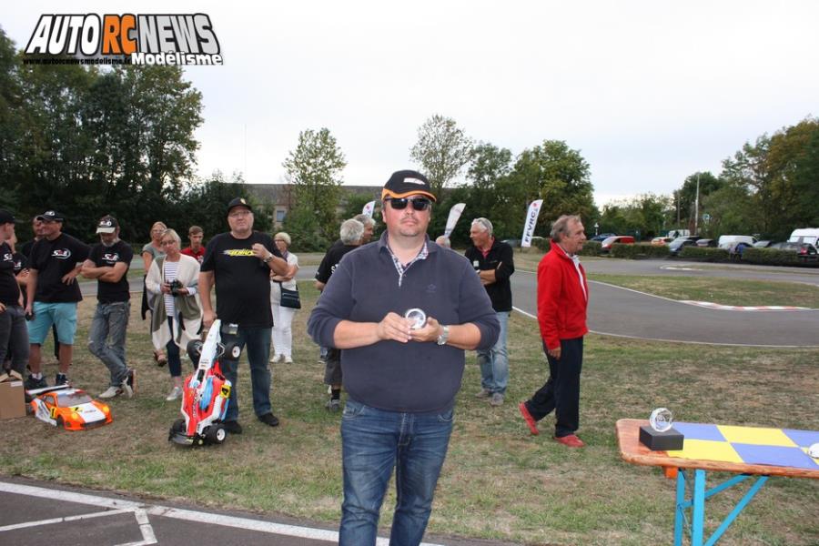 5ème cf piste 1/5 national, ff, f1 et mini cooper à Thionville club MCT les 25 et 26 août 2018.