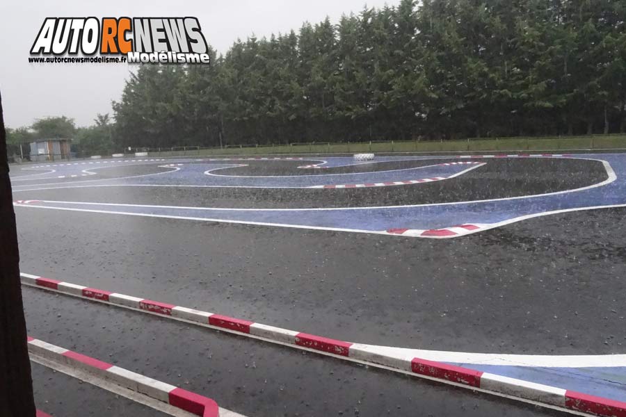 4ème cf piste 1/8 classique et brushless à marmagne club carcb les 09 et 10 juin 2018.