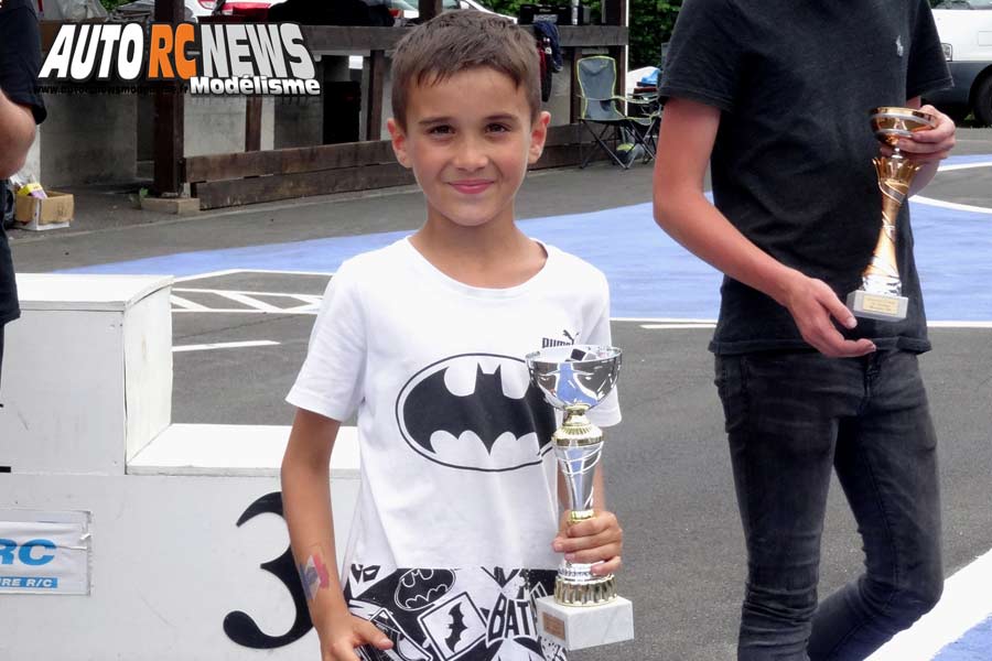 4ème cf piste 1/8 classique et brushless à marmagne club carcb les 09 et 10 juin 2018.