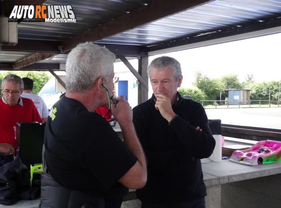 4ème cf piste 1/8 classique et brushless à marmagne club carcb les 09 et 10 juin 2018.