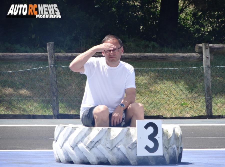 4ème cf piste 1/8 classique et brushless à marmagne club carcb les 09 et 10 juin 2018.