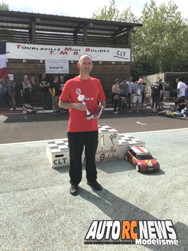 3ème cf piste 1/5 élite, f1, national et mini cooper à tourlaville club tmb les 26 et 27 mai 3018.