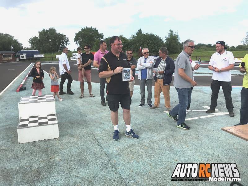 3ème cf piste 1/5 élite, f1, national et mini cooper à tourlaville club tmb les 26 et 27 mai 3018.