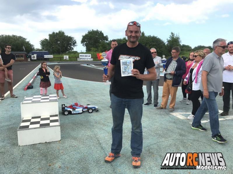 3ème cf piste 1/5 élite, f1, national et mini cooper à tourlaville club tmb les 26 et 27 mai 3018.