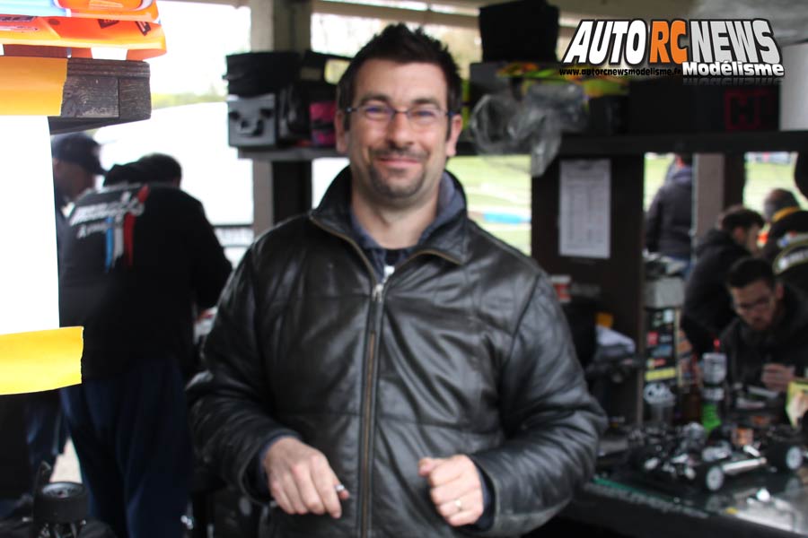 1ère cf piste 1/8 4 x 4 à ris orangis club mrte les 14 et 15 avril 2018.
