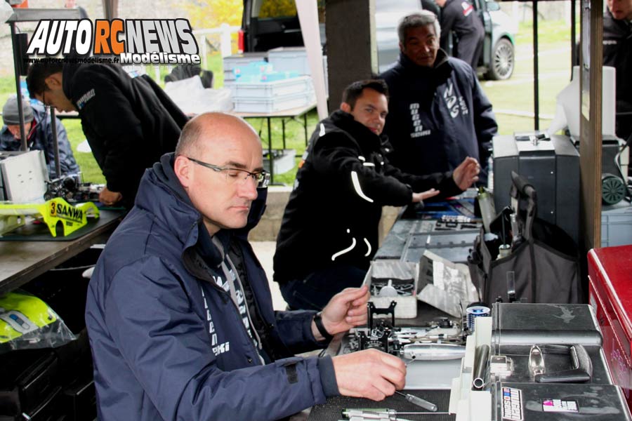 1ère cf piste 1/8 4 x 4 à ris orangis club mrte les 14 et 15 avril 2018.