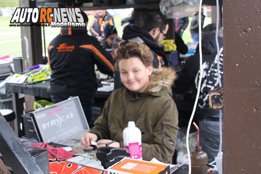 1ère cf piste 1/8 4 x 4 à ris orangis club mrte les 14 et 15 avril 2018.