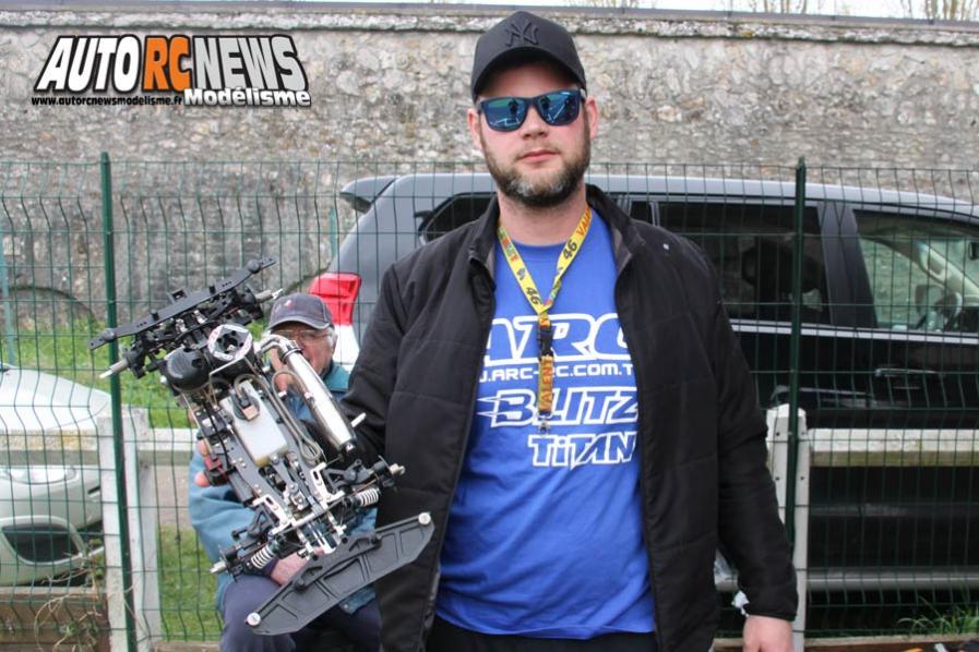 1ère cf piste 1/8 4 x 4 à ris orangis club mrte les 14 et 15 avril 2018.