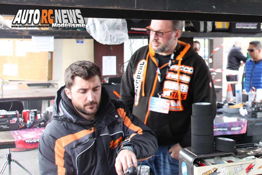 1ère cf piste 1/8 4 x 4 à ris orangis club mrte les 14 et 15 avril 2018.