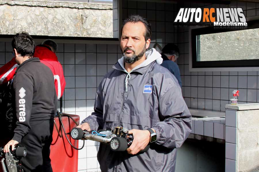 1ère cf piste 1/8 4 x 4 à ris orangis club mrte les 14 et 15 avril 2018.