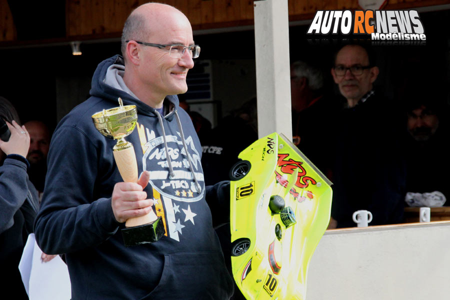 1ère cf piste 1/8 4 x 4 à ris orangis club mrte les 14 et 15 avril 2018.