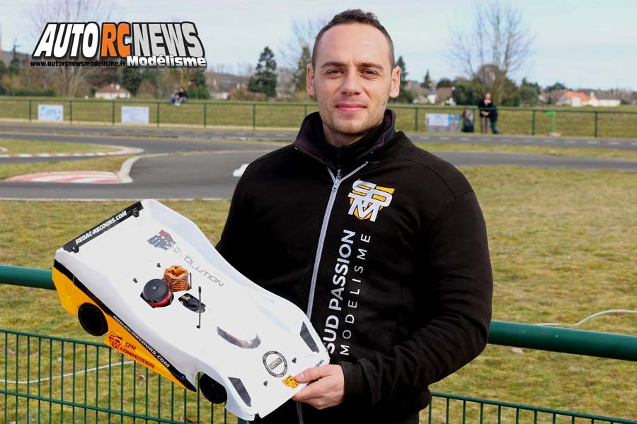 1ère cf piste 1/8ème classique et brushless à ingrandes club maci les 10 et 11 mars 2018.