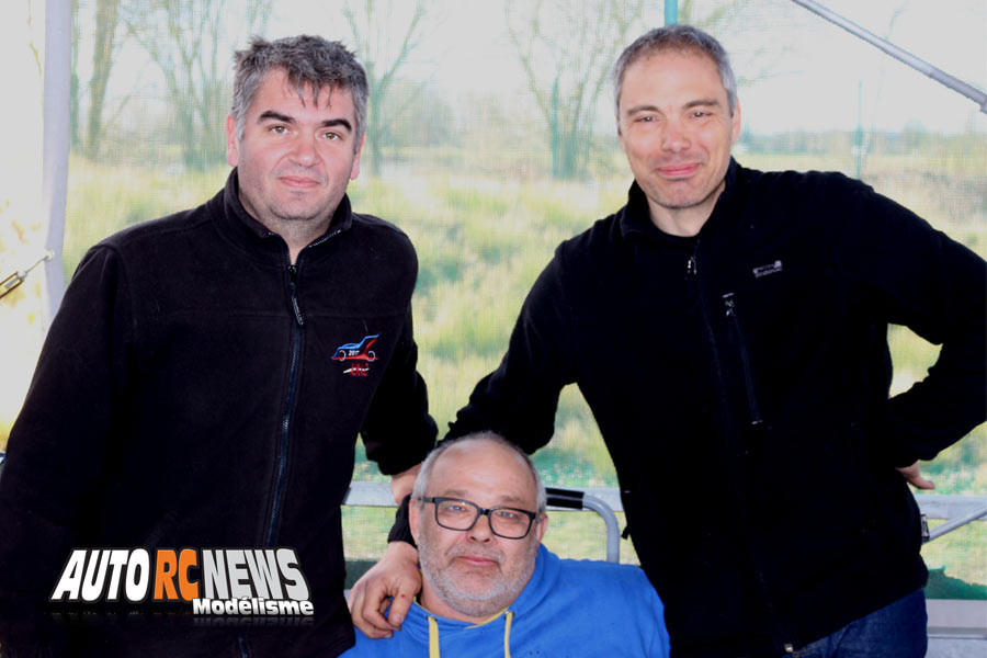 1ère cf piste 1/8ème classique et brushless à ingrandes club maci les 10 et 11 mars 2018.