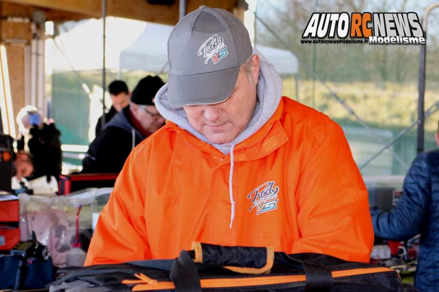 1ère cf piste 1/8ème classique et brushless à ingrandes club maci les 10 et 11 mars 2018.