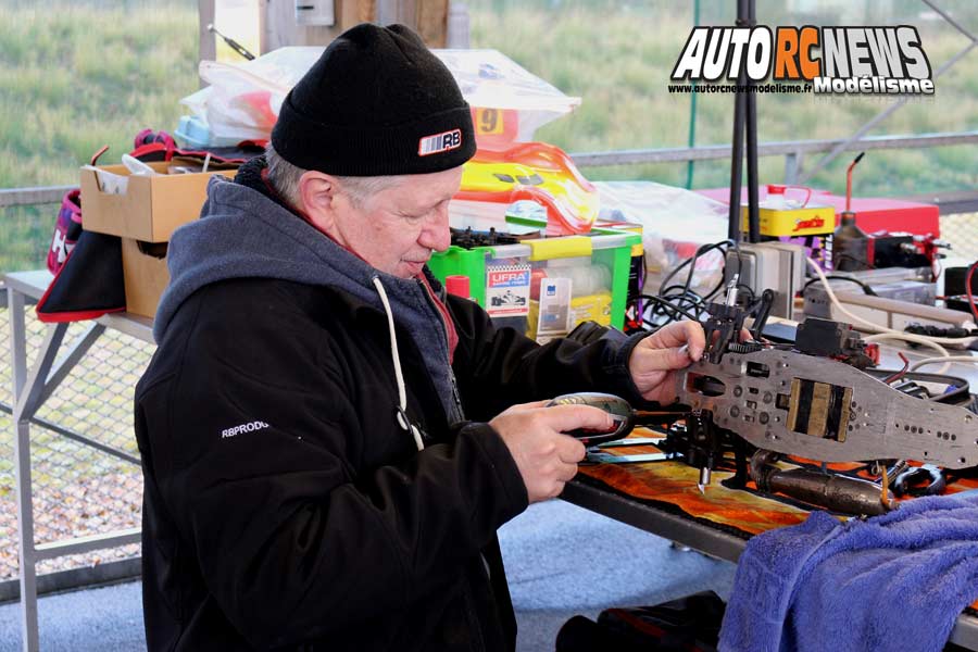 1ère cf piste 1/8ème classique et brushless à ingrandes club maci les 10 et 11 mars 2018.