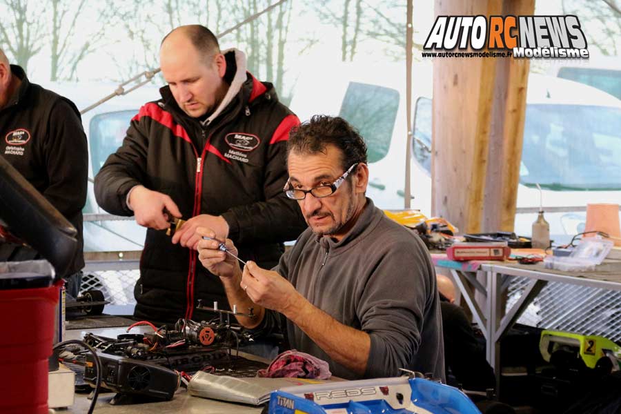1ère cf piste 1/8ème classique et brushless à ingrandes club maci les 10 et 11 mars 2018.