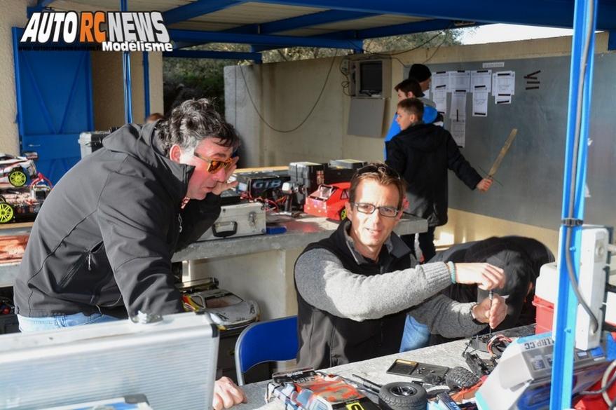 mini racing tour de provence à montpellier sur la piste amo, rallygame, db8sl et truck 1/10 brushless le 17 décembre 2017.
