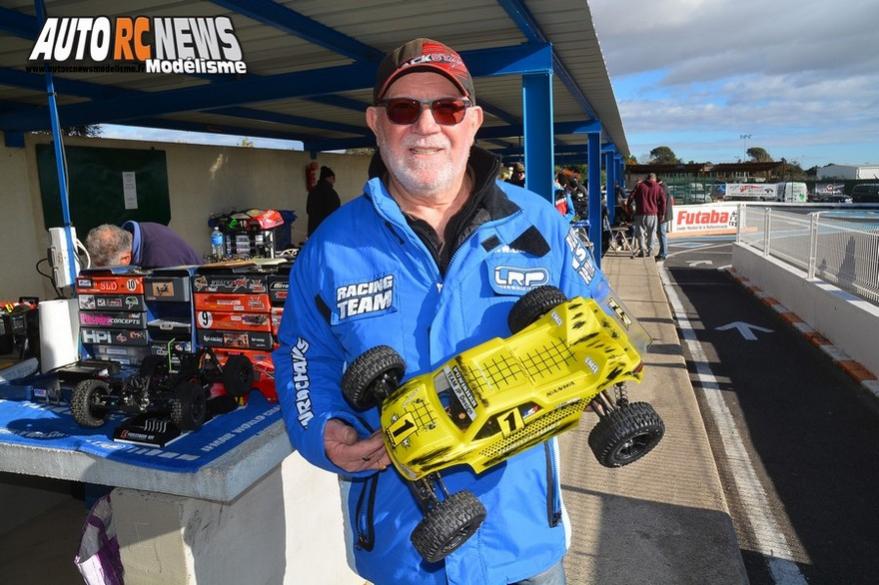mini racing tour de provence à montpellier sur la piste amo, rallygame, db8sl et truck 1/10 brushless le 17 décembre 2017.