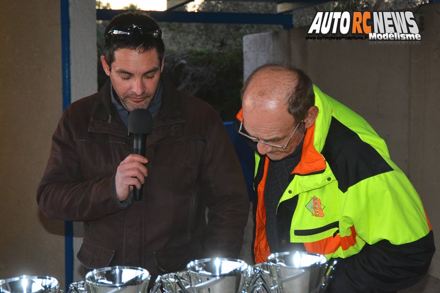 mini racing tour de provence à montpellier sur la piste amo, rallygame, db8sl et truck 1/10 brushless le 17 décembre 2017.