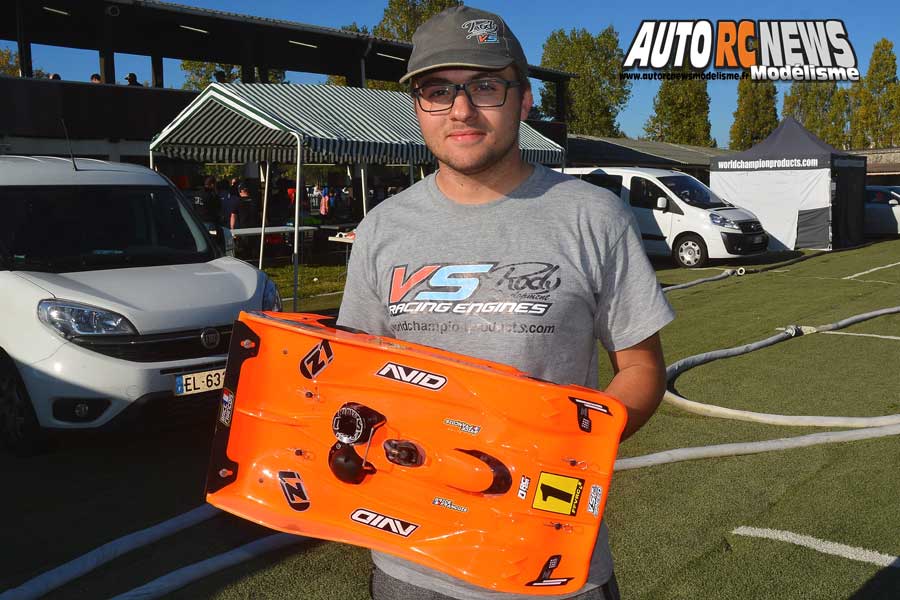 coupe de france piste 1/8 classique et 4 x 4 à ris orangis club mrte les 14 et 15 octobre 2017.