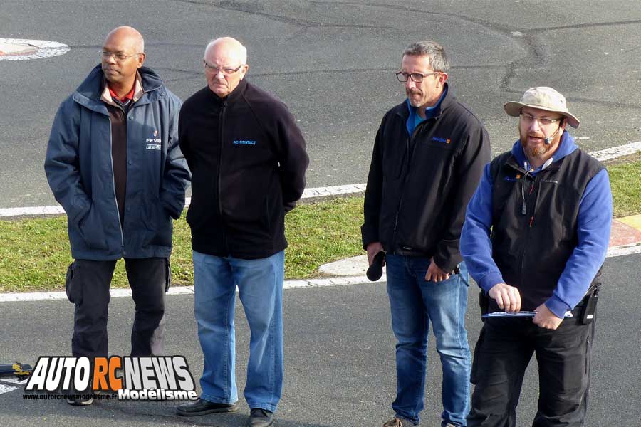 5ème cf piste 1/8ème classique thermique à neuville de poitou club modelespace les 23 et 24 septembre 2017.
