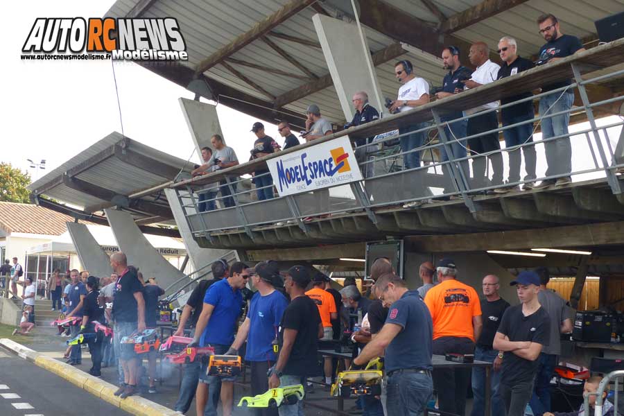 5ème cf piste 1/8ème classique thermique à neuville de poitou club modelespace les 23 et 24 septembre 2017.