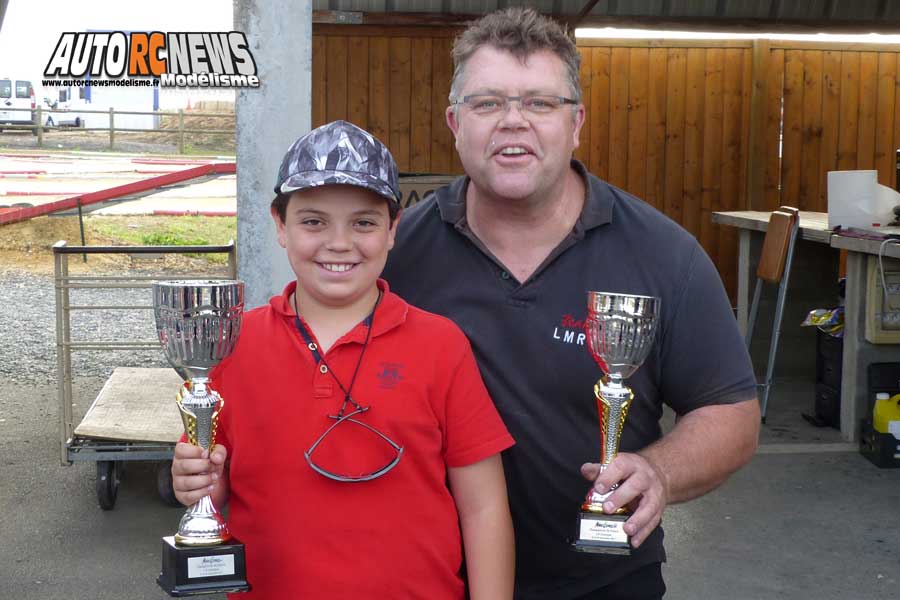 5ème cf piste 1/8ème classique thermique à neuville de poitou club modelespace les 23 et 24 septembre 2017.