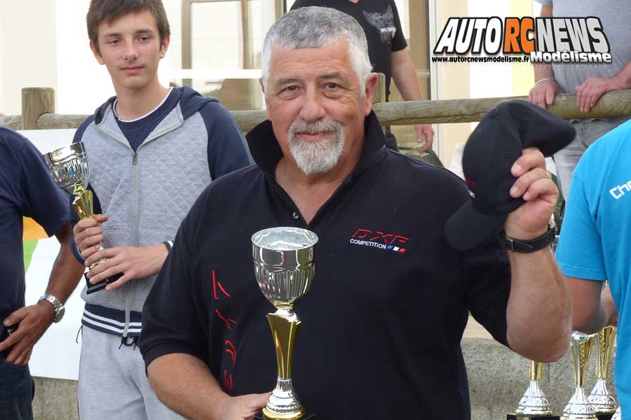 5ème cf piste 1/8ème classique thermique à neuville de poitou club modelespace les 23 et 24 septembre 2017.