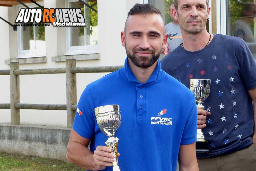 5ème cf piste 1/8ème classique thermique à neuville de poitou club modelespace les 23 et 24 septembre 2017.