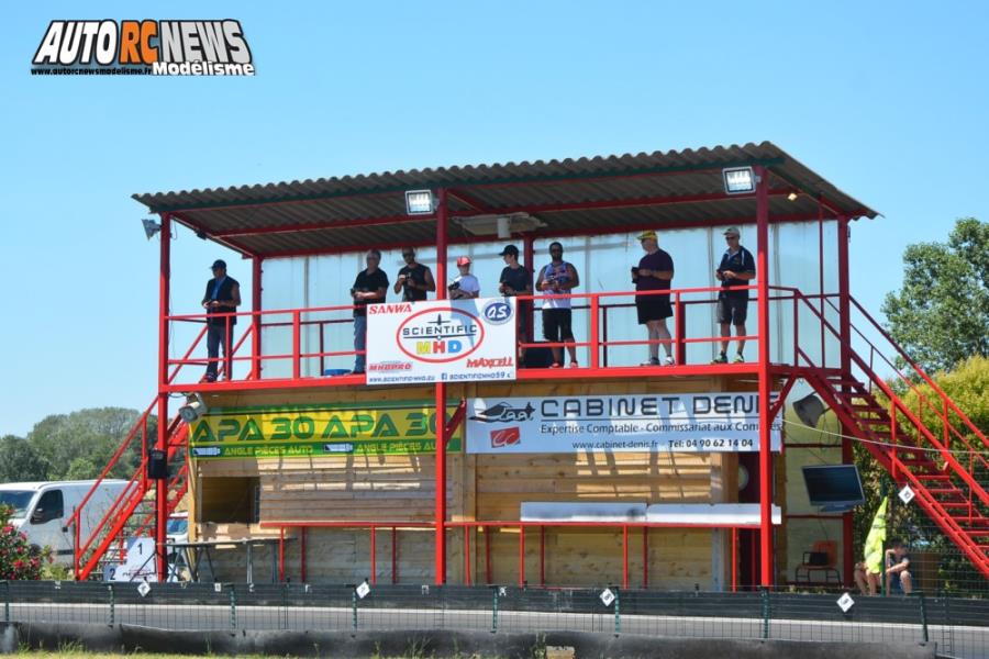 reportage finale du mini racing tour de provence à monteux au club amac le 10 juin 2017 circuit jean nougier.