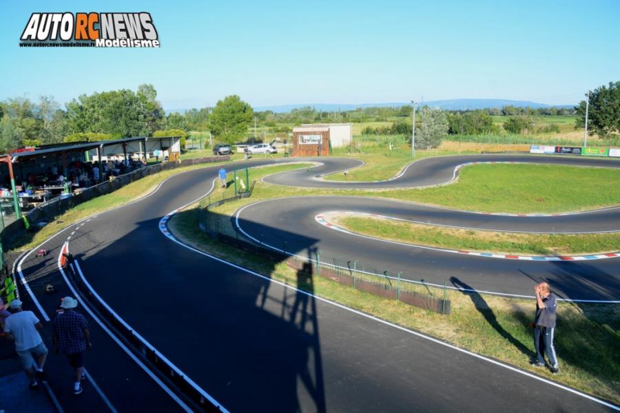 reportage finale du mini racing tour de provence à monteux au club amac le 10 juin 2017 circuit jean nougier.