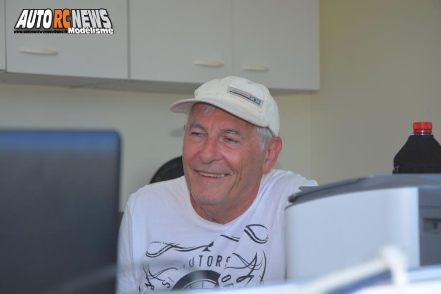 reportage finale du mini racing tour de provence à monteux au club amac le 10 juin 2017 circuit jean nougier.