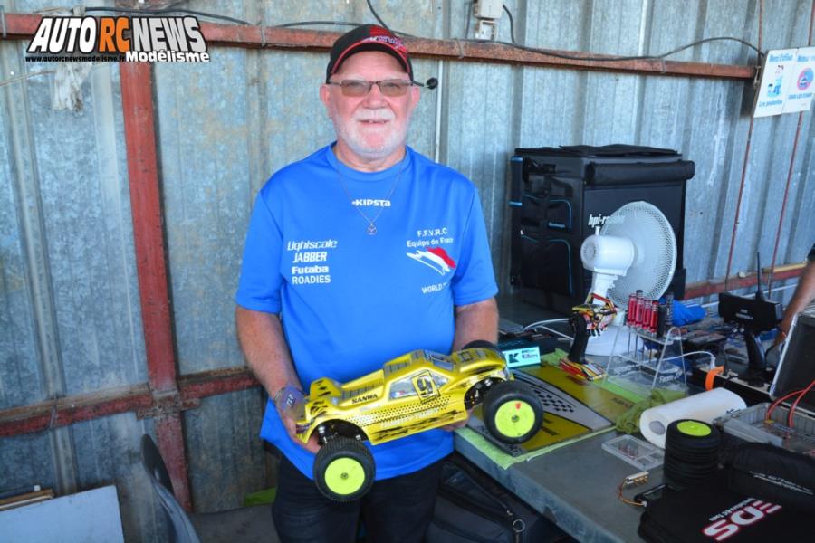 reportage finale du mini racing tour de provence à monteux au club amac le 10 juin 2017 circuit jean nougier.