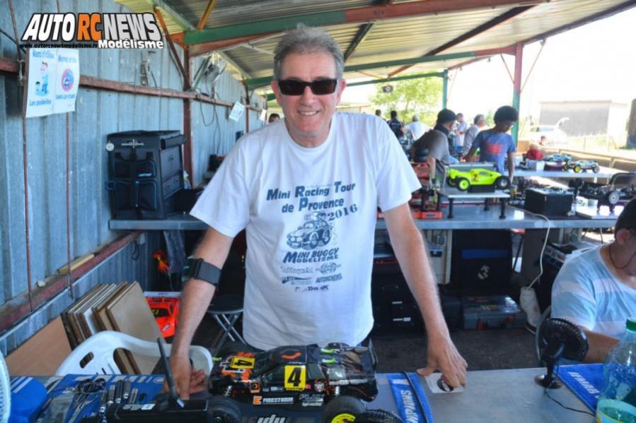 reportage finale du mini racing tour de provence à monteux au club amac le 10 juin 2017 circuit jean nougier.