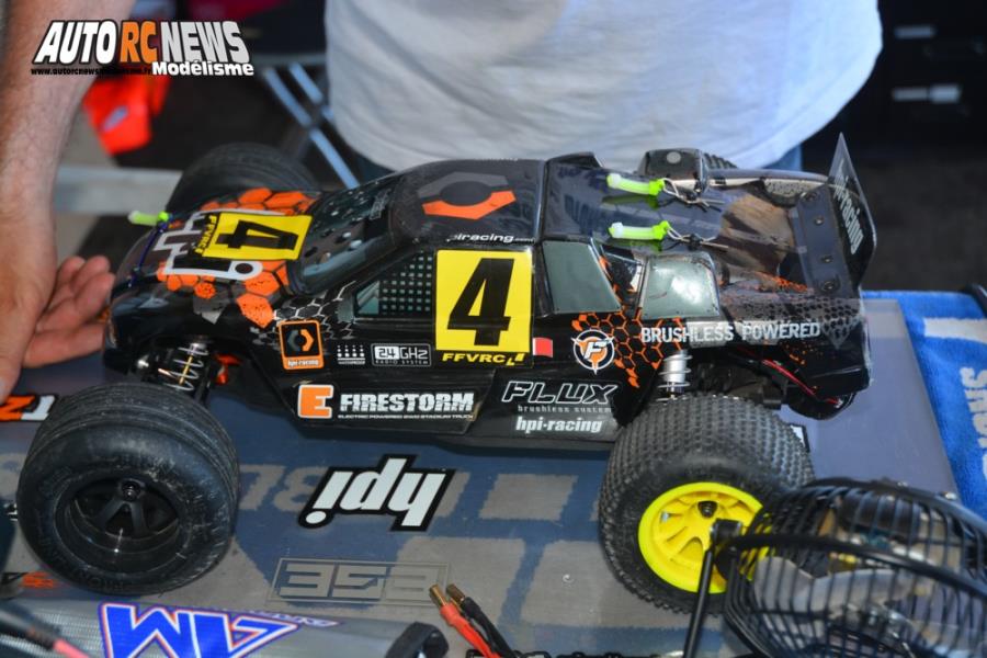 reportage finale du mini racing tour de provence à monteux au club amac le 10 juin 2017 circuit jean nougier.