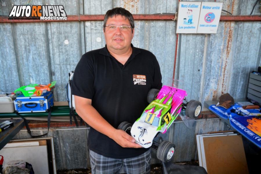 reportage finale du mini racing tour de provence à monteux au club amac le 10 juin 2017 circuit jean nougier.